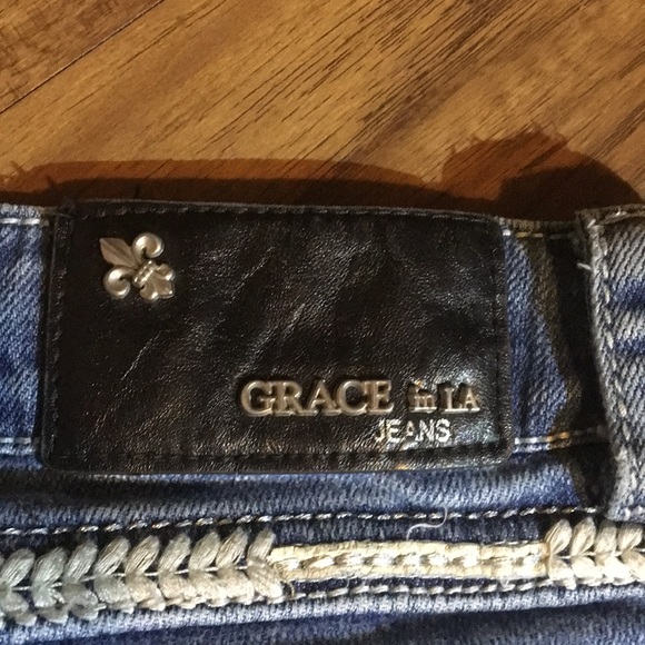 “Grace in LA” Blue Jeans - Picture 3 of 9